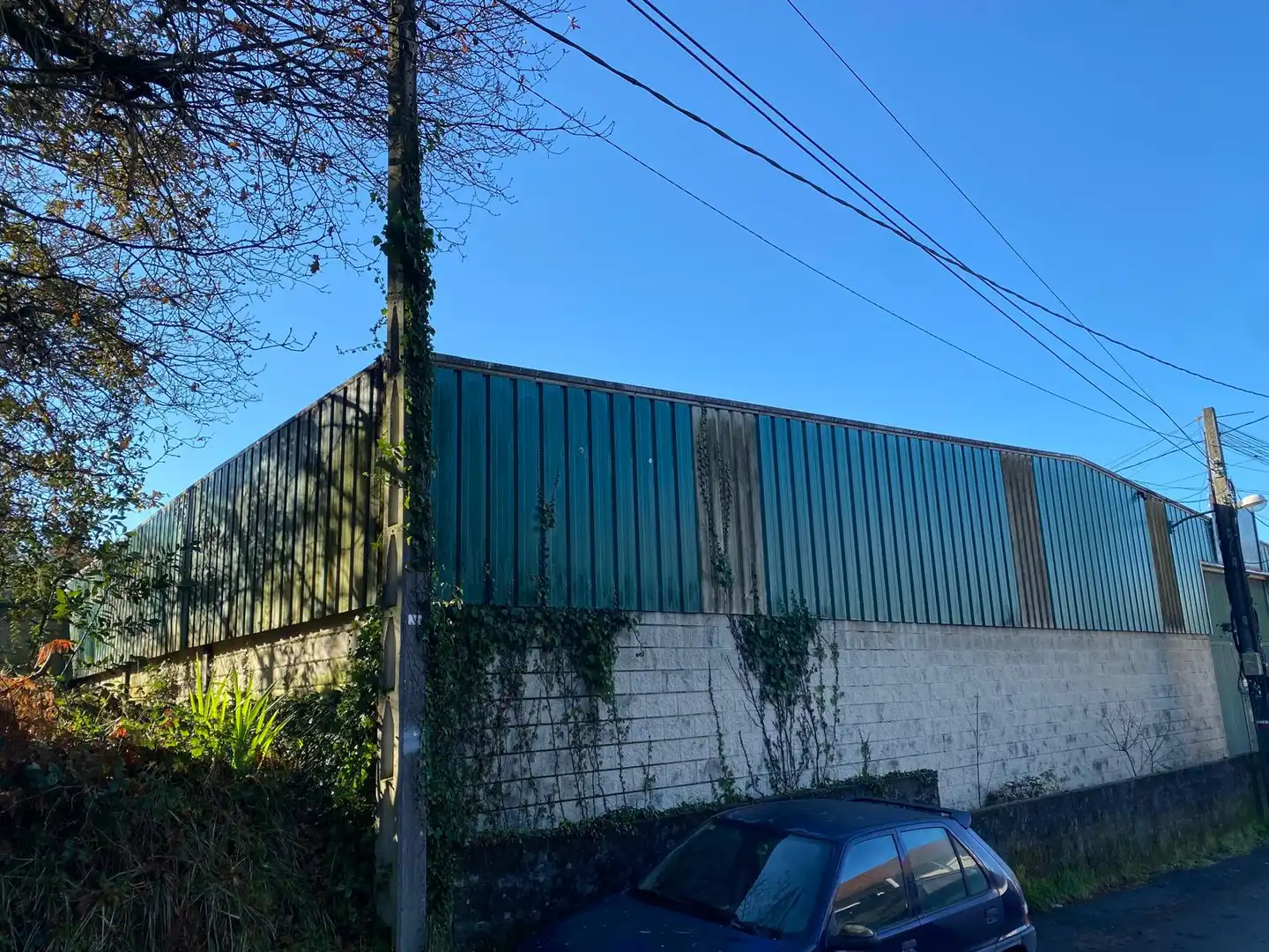 Exterior view of Industrial buildings for rent in Vigo 