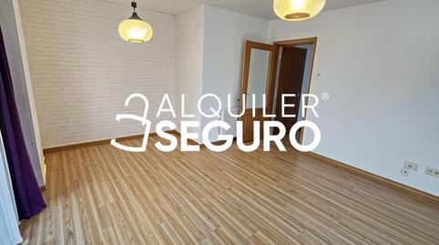 Foto 3 de Pis de lloguer a De Rigel, Sur - PAU 4, Madrid