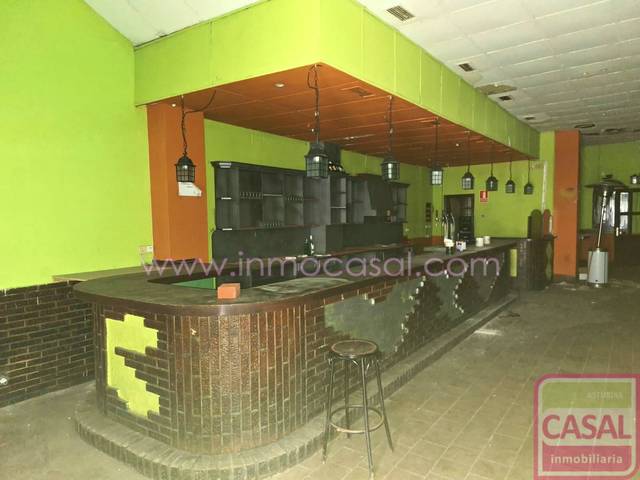 Local comercial en Venta en La Villa - Bazuelo