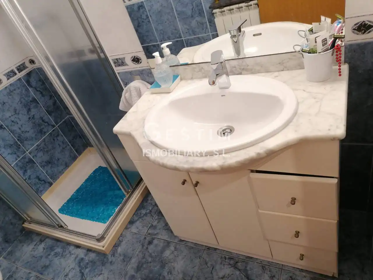 Baño de Piso en venta en Manlleu con Calefacción, Terraza y Balcón