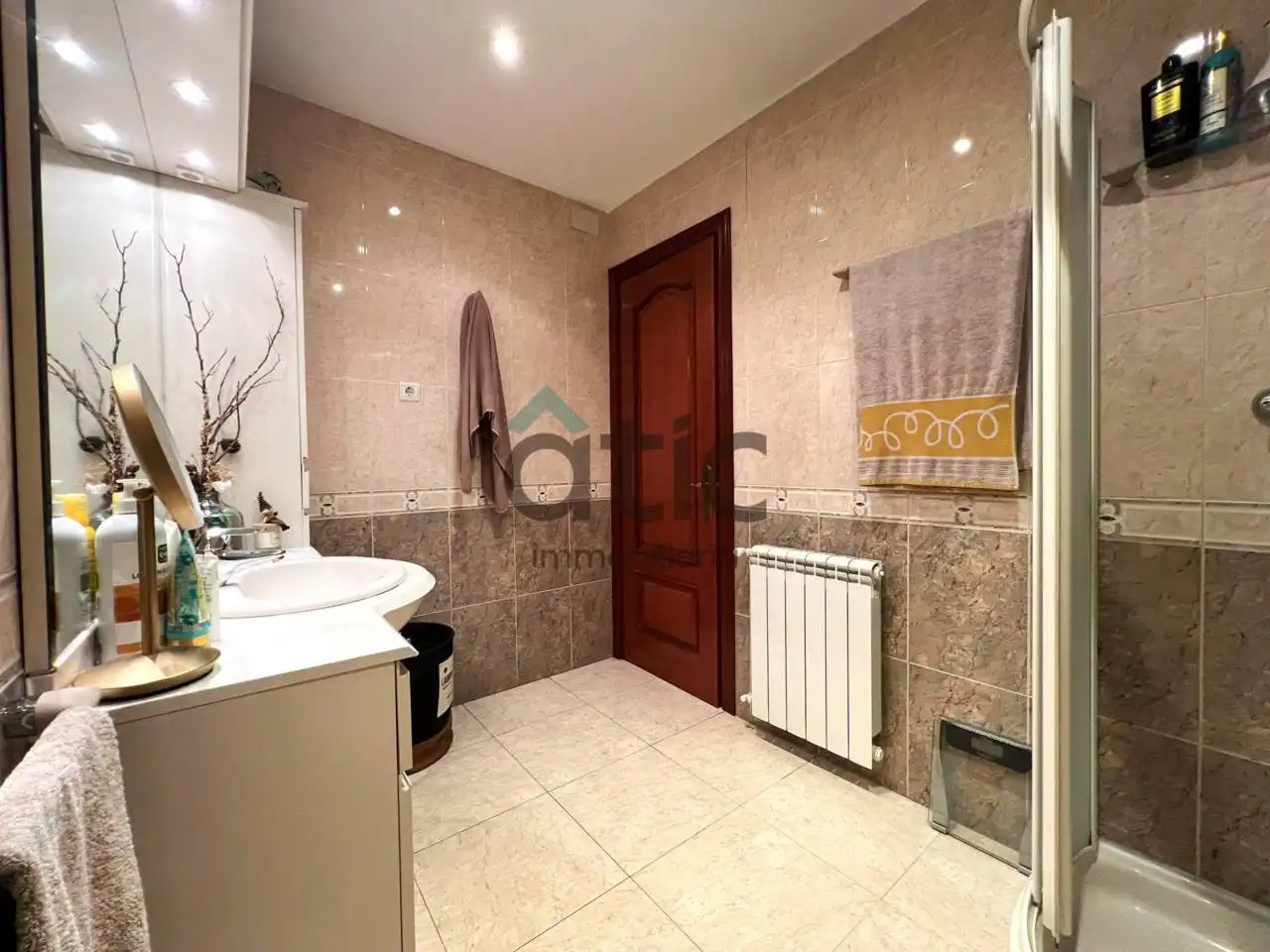 Baño de Piso en venta en Manresa con Calefacción y Terraza