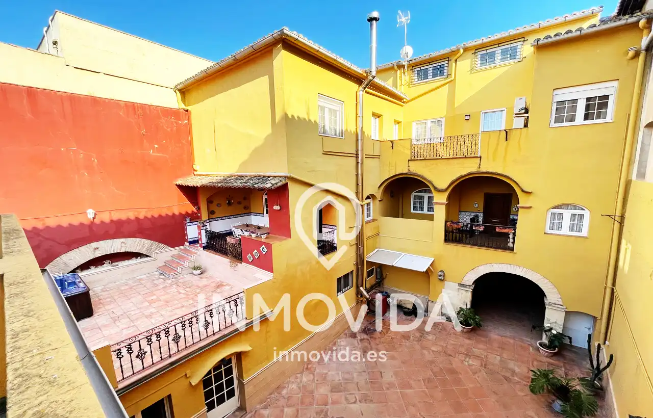 Exterior view of Houses for sale in Xàtiva  with Air Conditioner, Terrace and Furnished