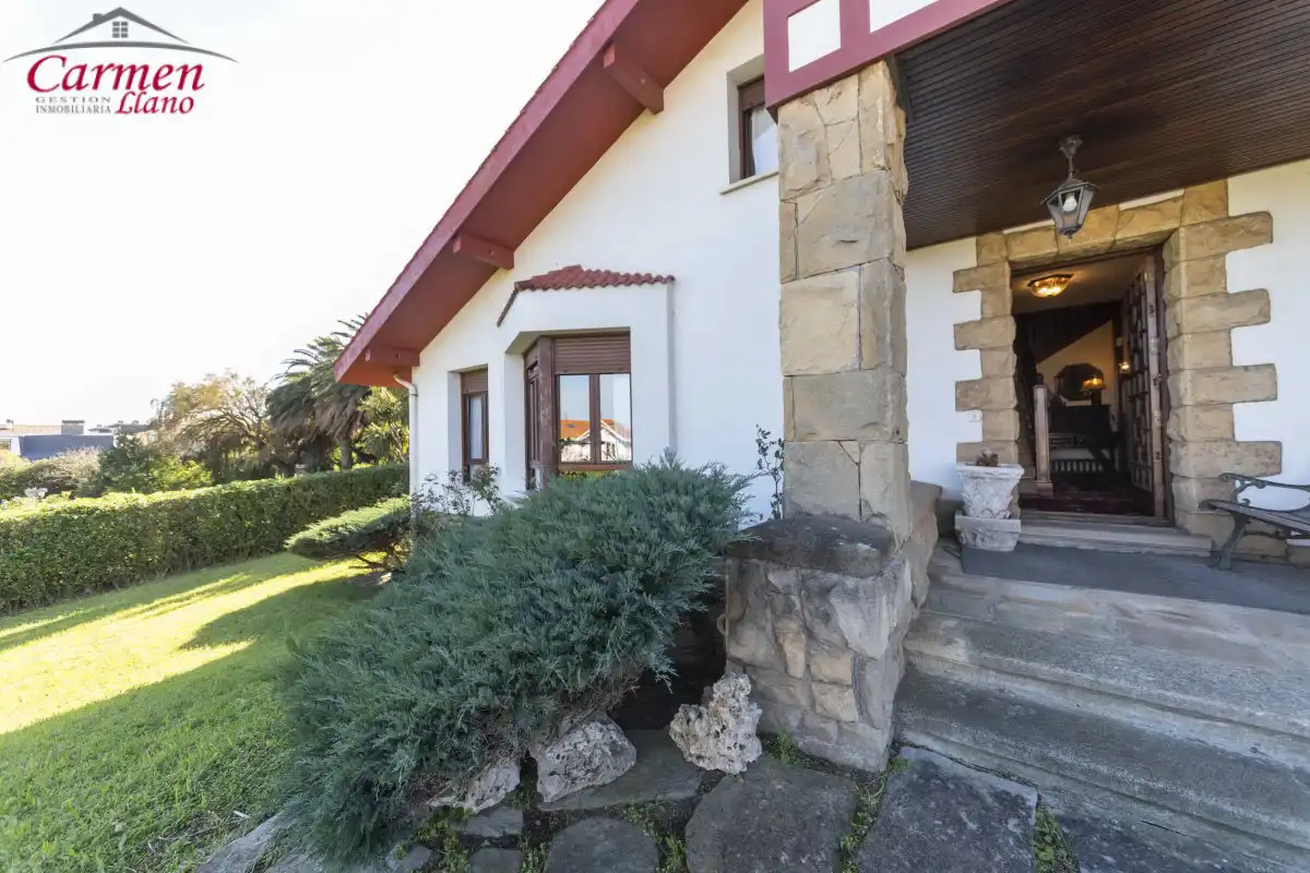 Vista exterior de Casa o chalet en venta en Getxo  con Calefacción, Jardín privado y Terraza