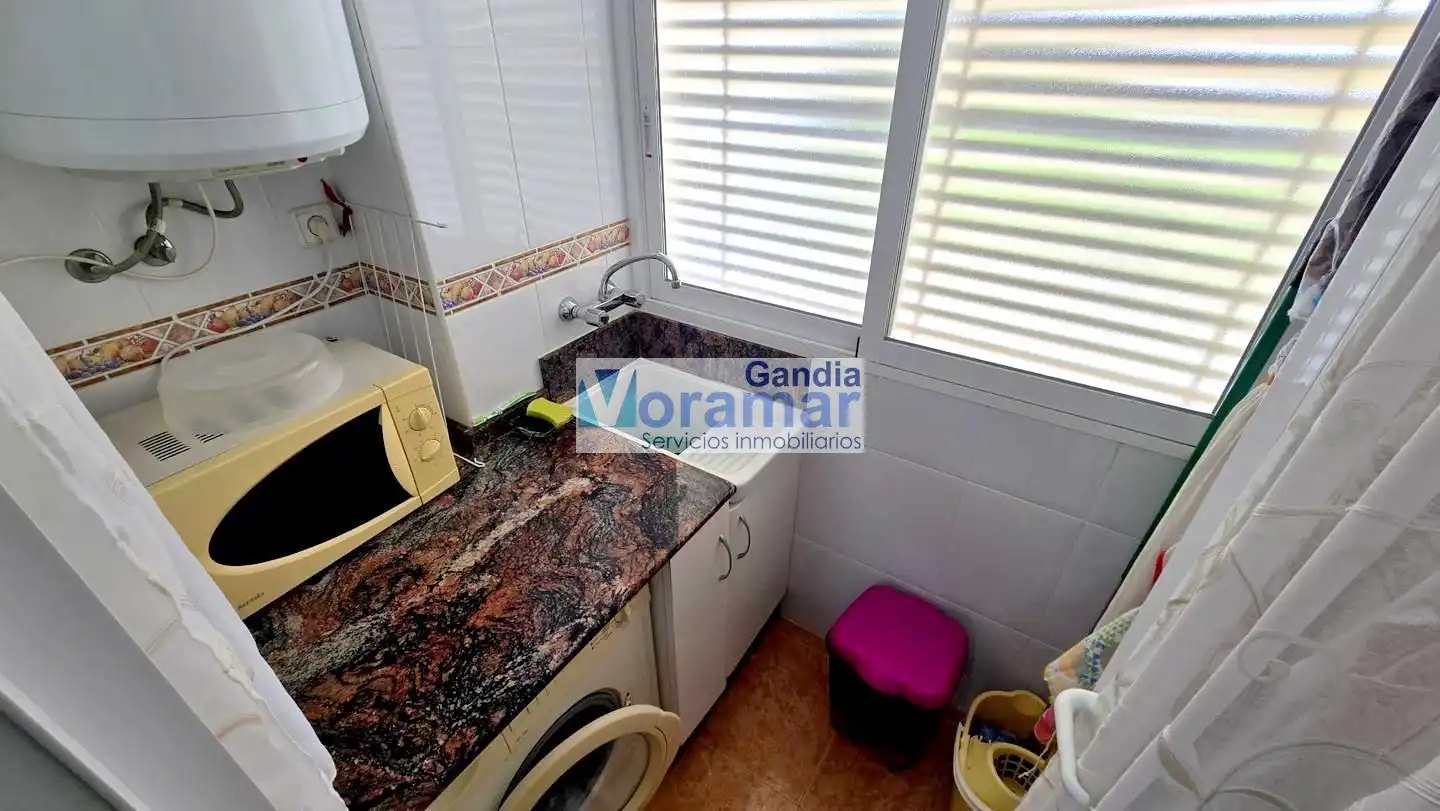 Schlafzimmer von Wohnungen zum Verkauf in Gandia mit Klimaanlage, Terrasse und Möbliert