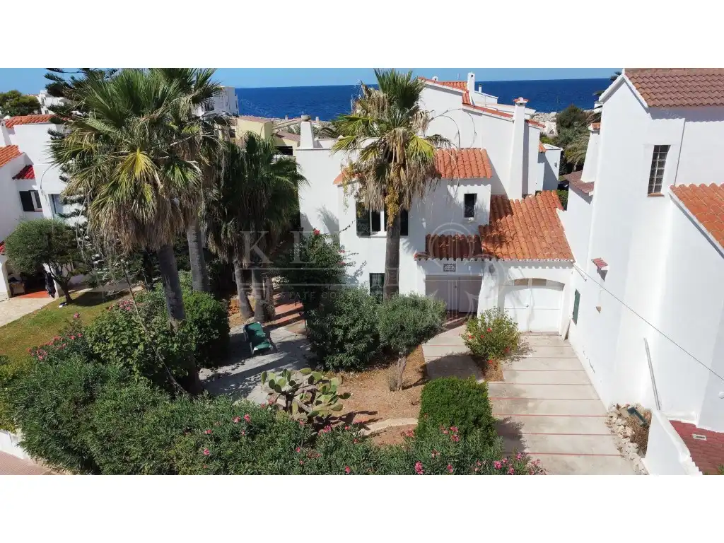 Villa mit Terrasse zum Verkauf in Cala Blanca
