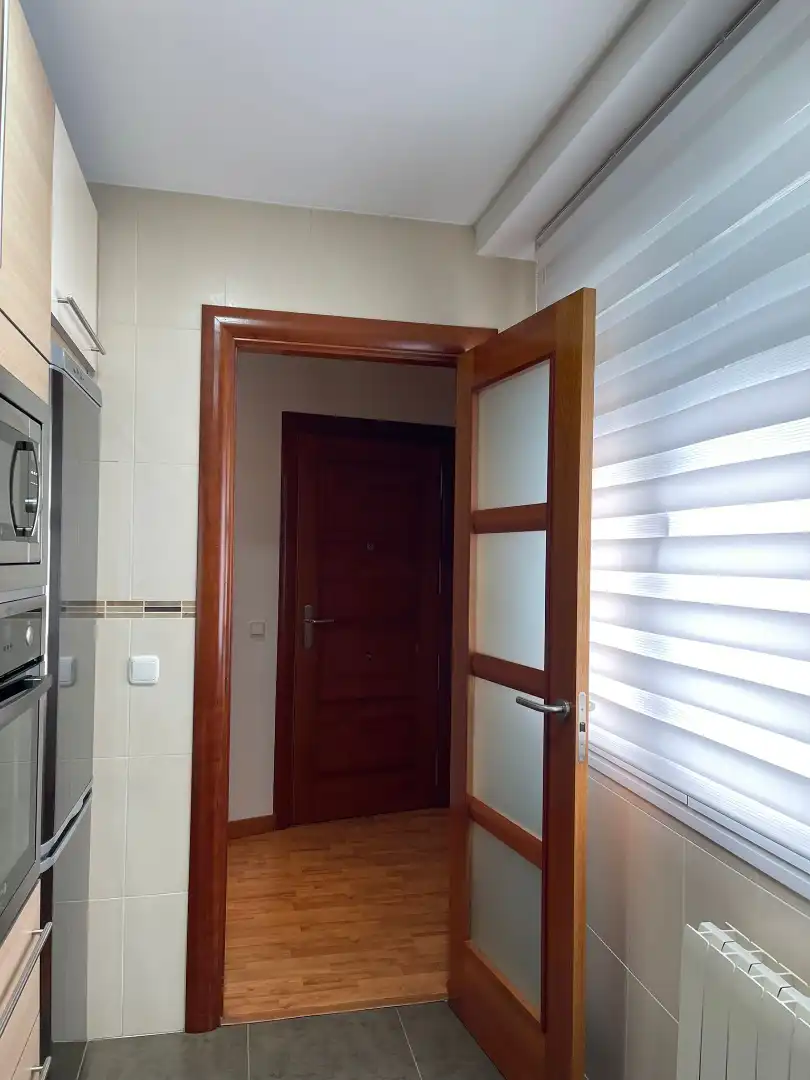 Wohnung zur Miete in Plasencia mit Klimaanlage, Heizung und Möbliert