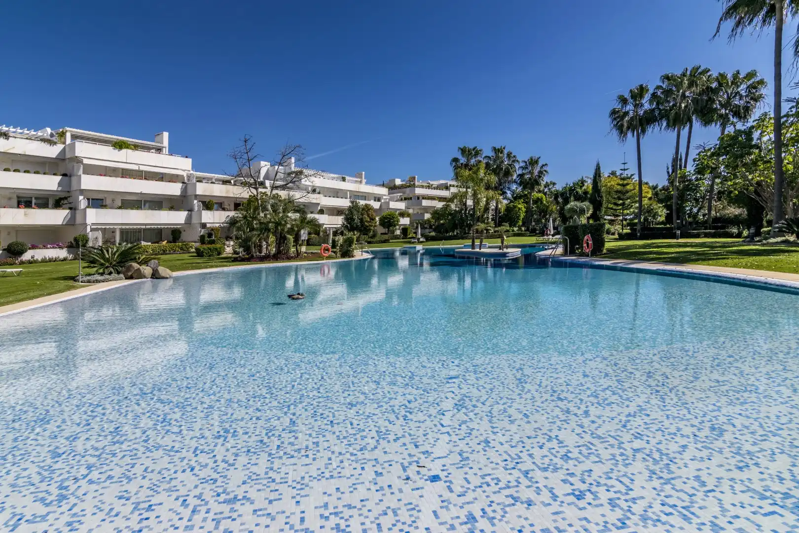 Apartment with pool for sale in Nueva Andalucía, imagen 30