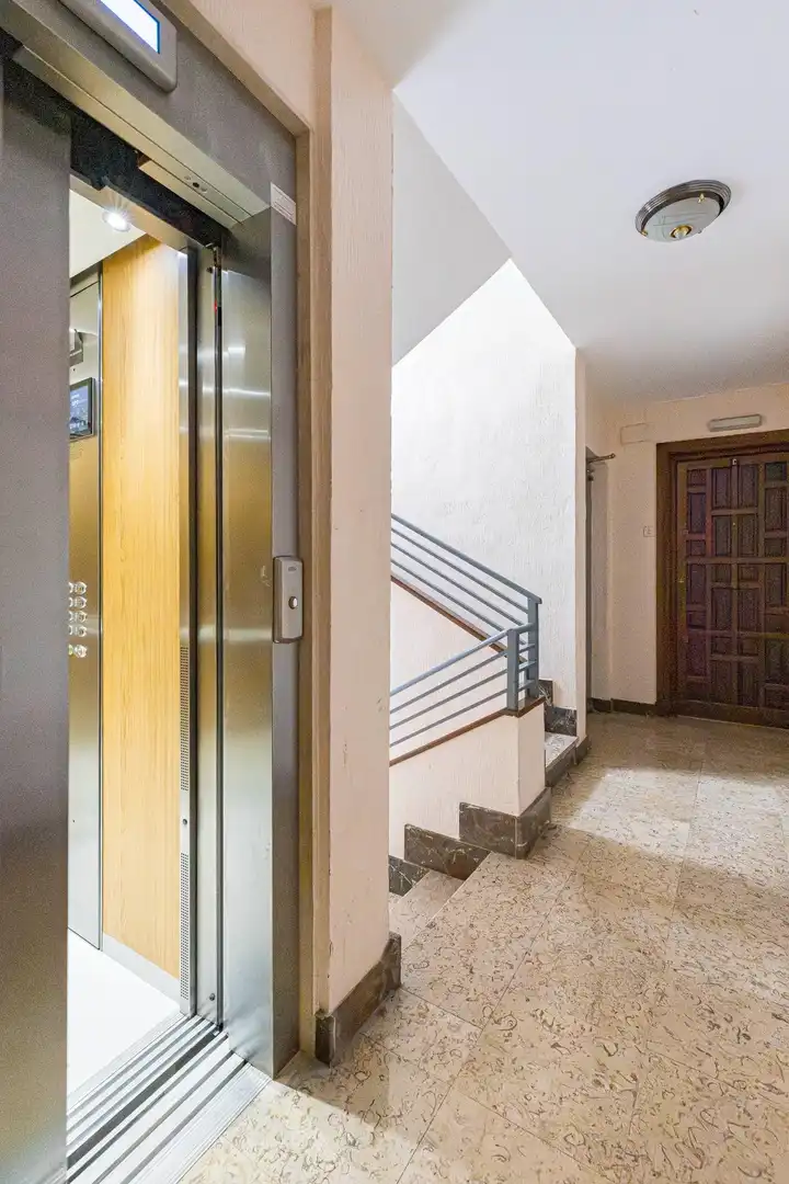 Flat for sale in Murcia  with Air Conditioner