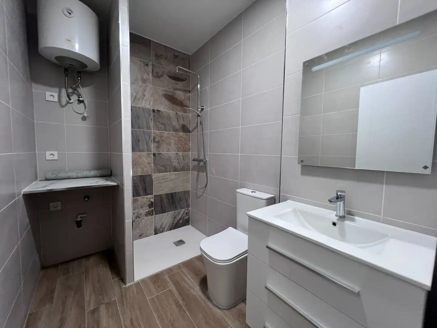 Baño de Piso en venta en Petrer con Aire acondicionado y Parquet