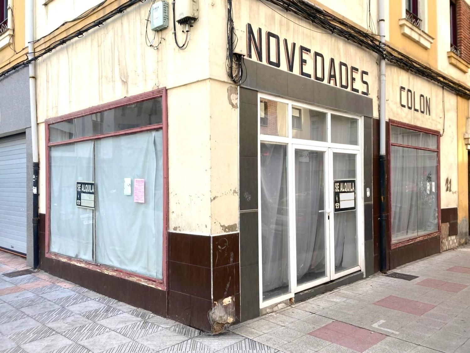 Exterior view of Premises for sale in León Capital 