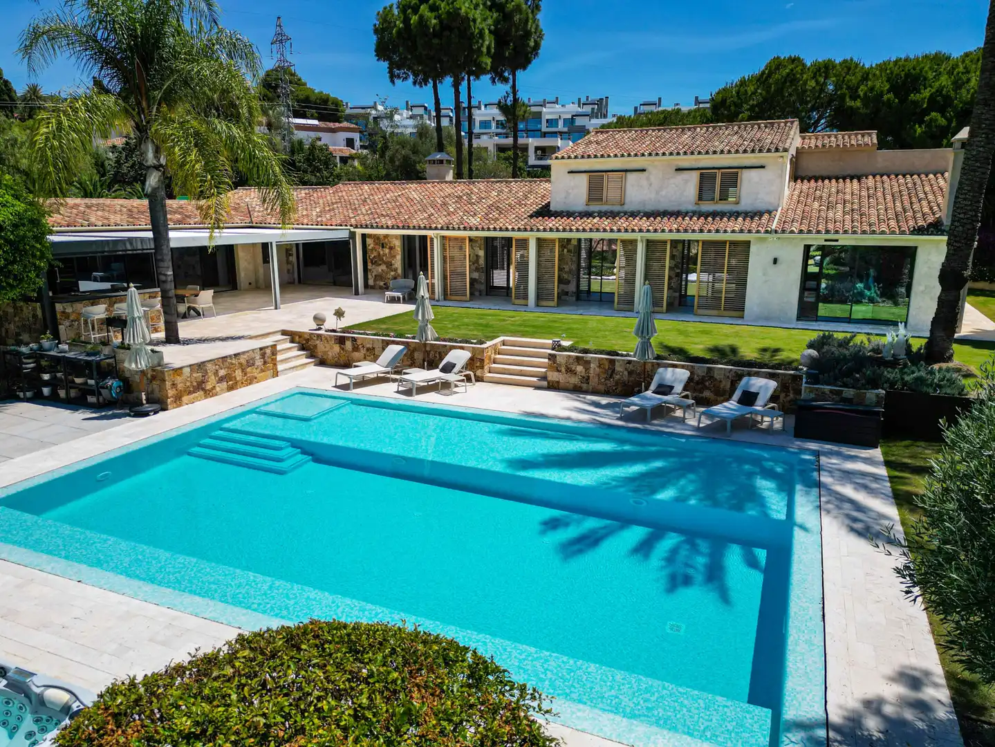 House with terrace for sale in Río Real - Los Monteros