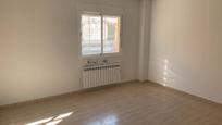 Bedroom of Flat for sale in Poblete