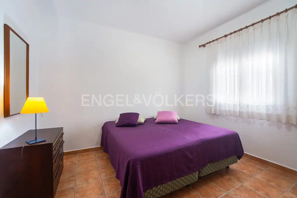Habitación de Casa o chalet en venta en Vinaròs con Aire acondicionado, Calefacción y Jardín privado