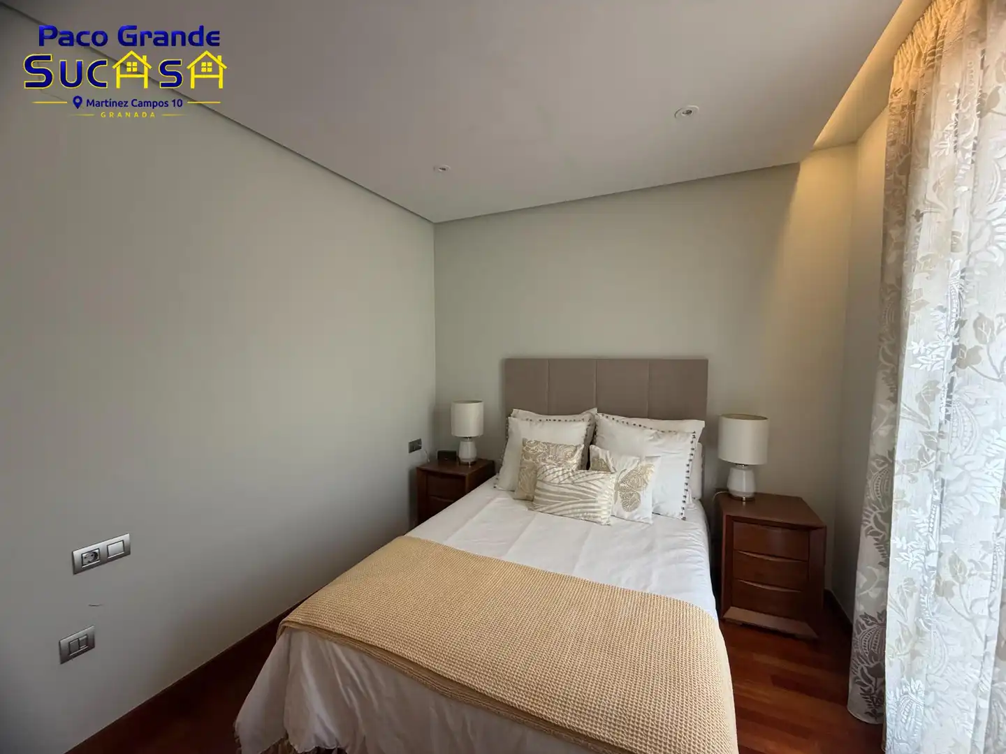 Bedroom of Flat for rent in Granada  with Air Conditioner, Heating and Parquet flooring