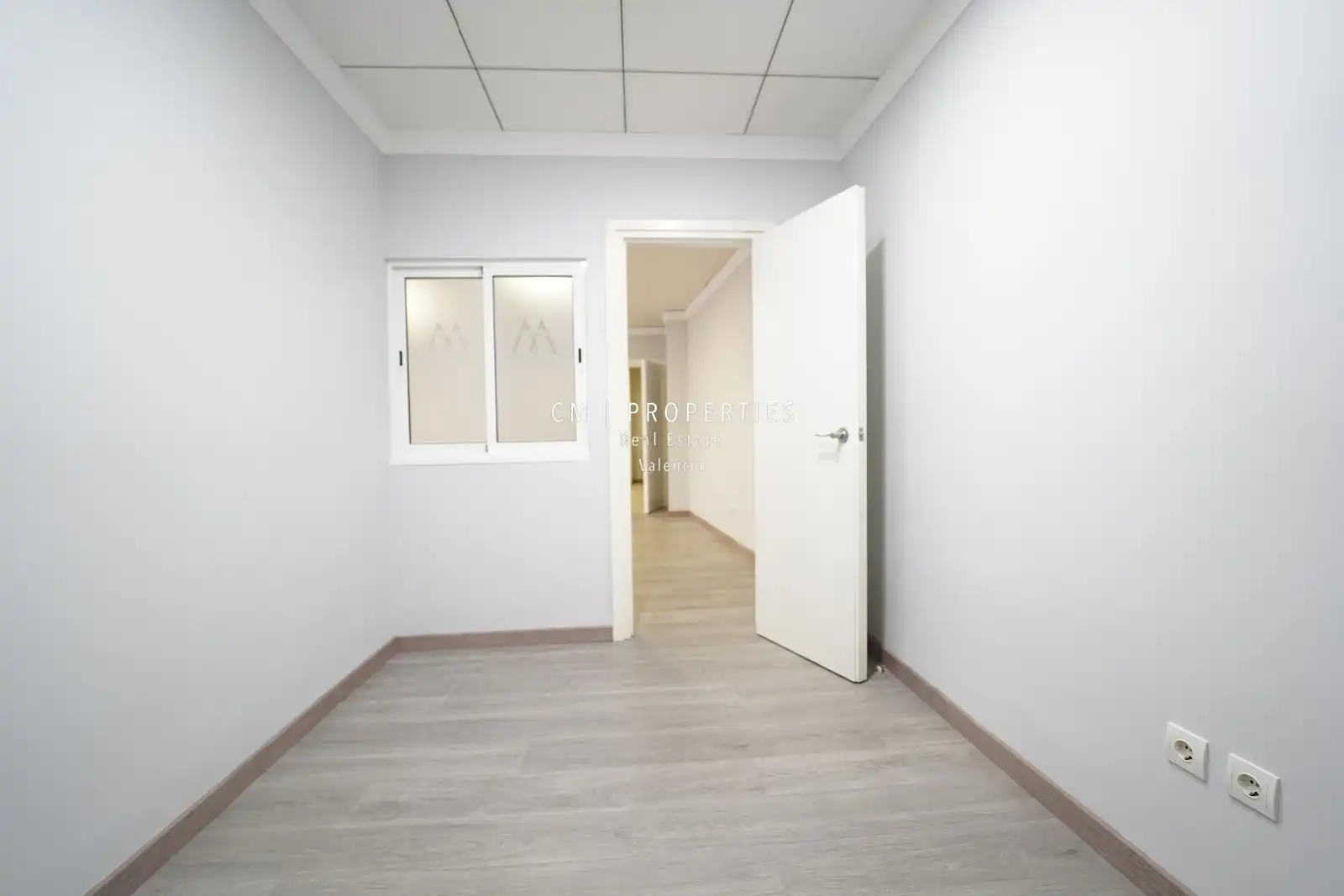 Büro zur Miete in Valencia mit Klimaanlage und Heizung