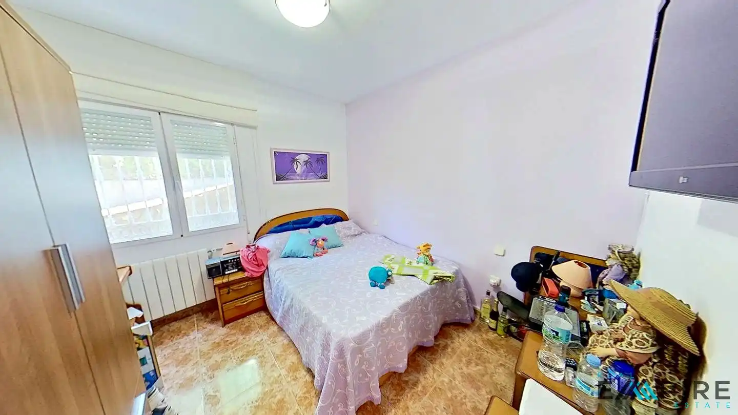 Habitación de Finca rústica en venta en Colmenar de Oreja con Calefacción, Jardín privado y Terraza