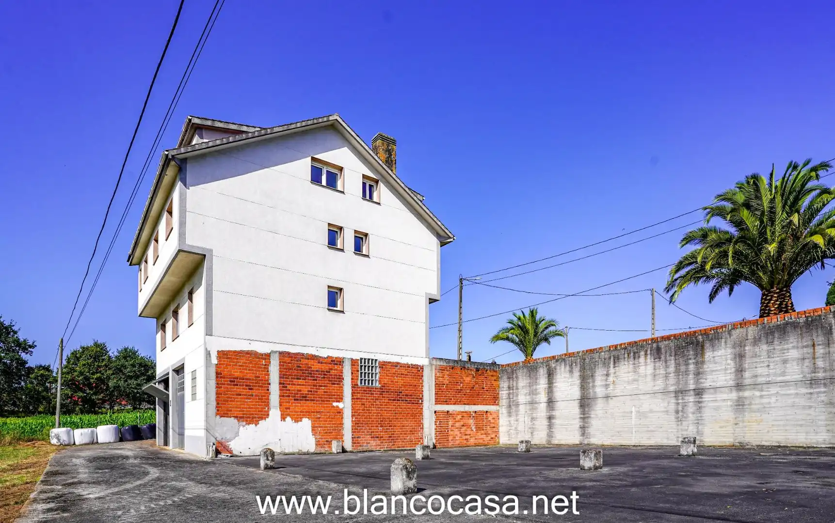 Vista exterior de Casa o chalet en venta en Carballo con Calefacción, Jardín privado y Trastero