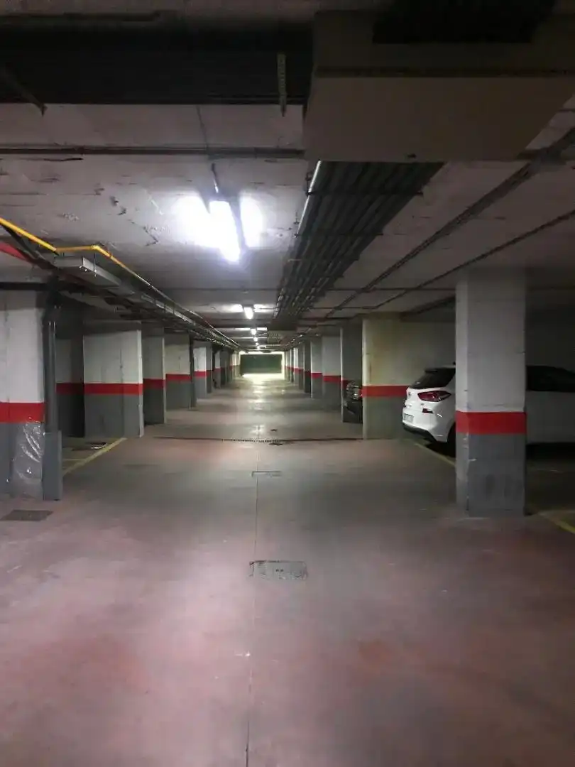 Parkplatz von Garage zur Miete in Marbella