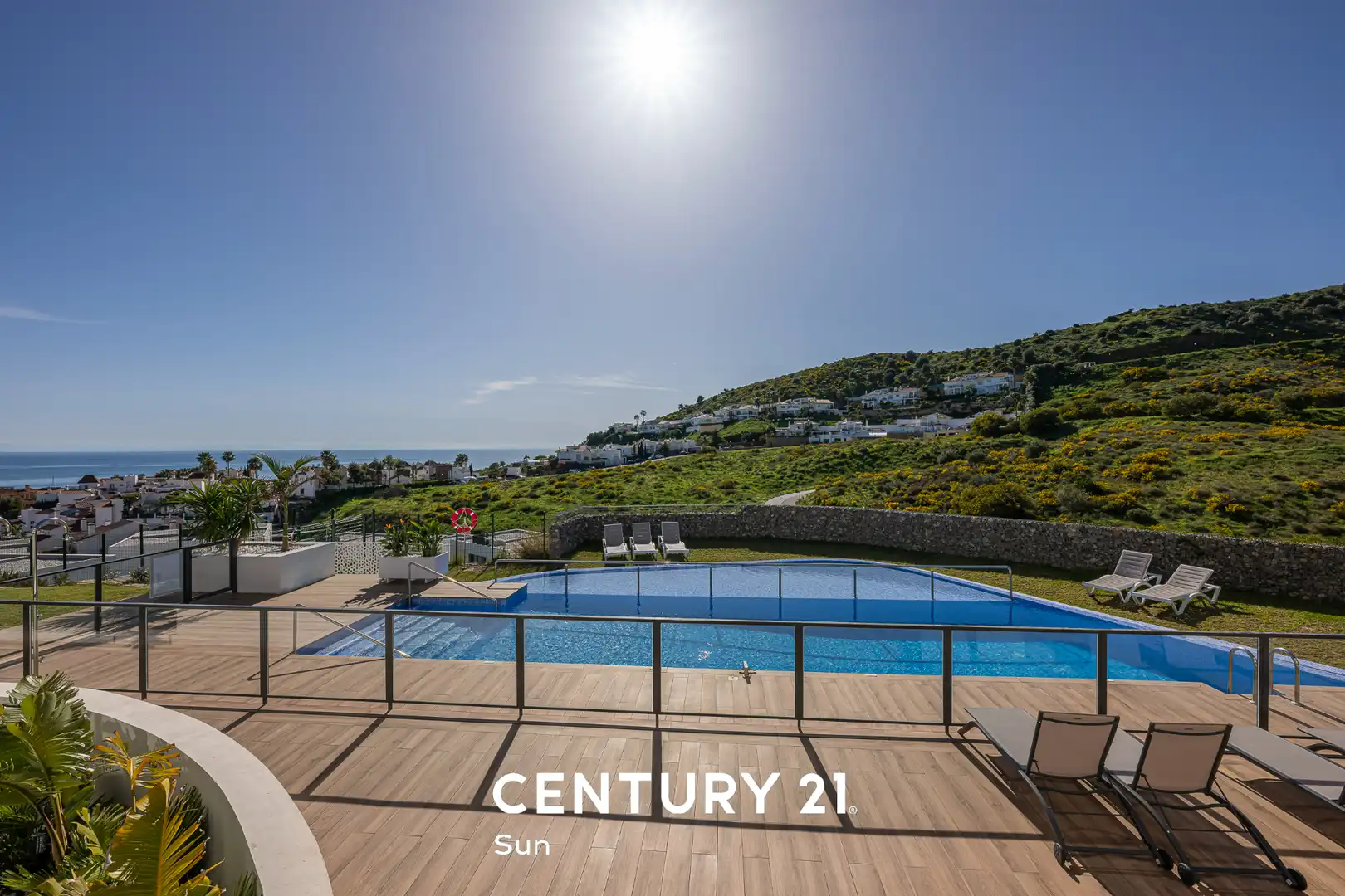 Vista exterior de Casa adosada en venta en Mijas con Aire acondicionado, Calefacción y Jardín privado