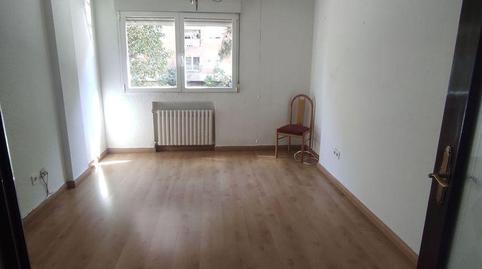Foto 3 de Piso en venta en Vía Univérsitas, La Bozada – Parque Delicias,  Zaragoza Capital
