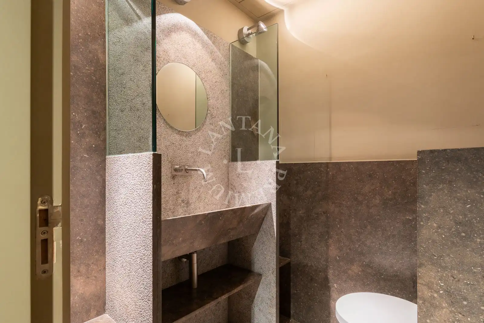 Baño de Piso en venta en Barcelona con Trastero