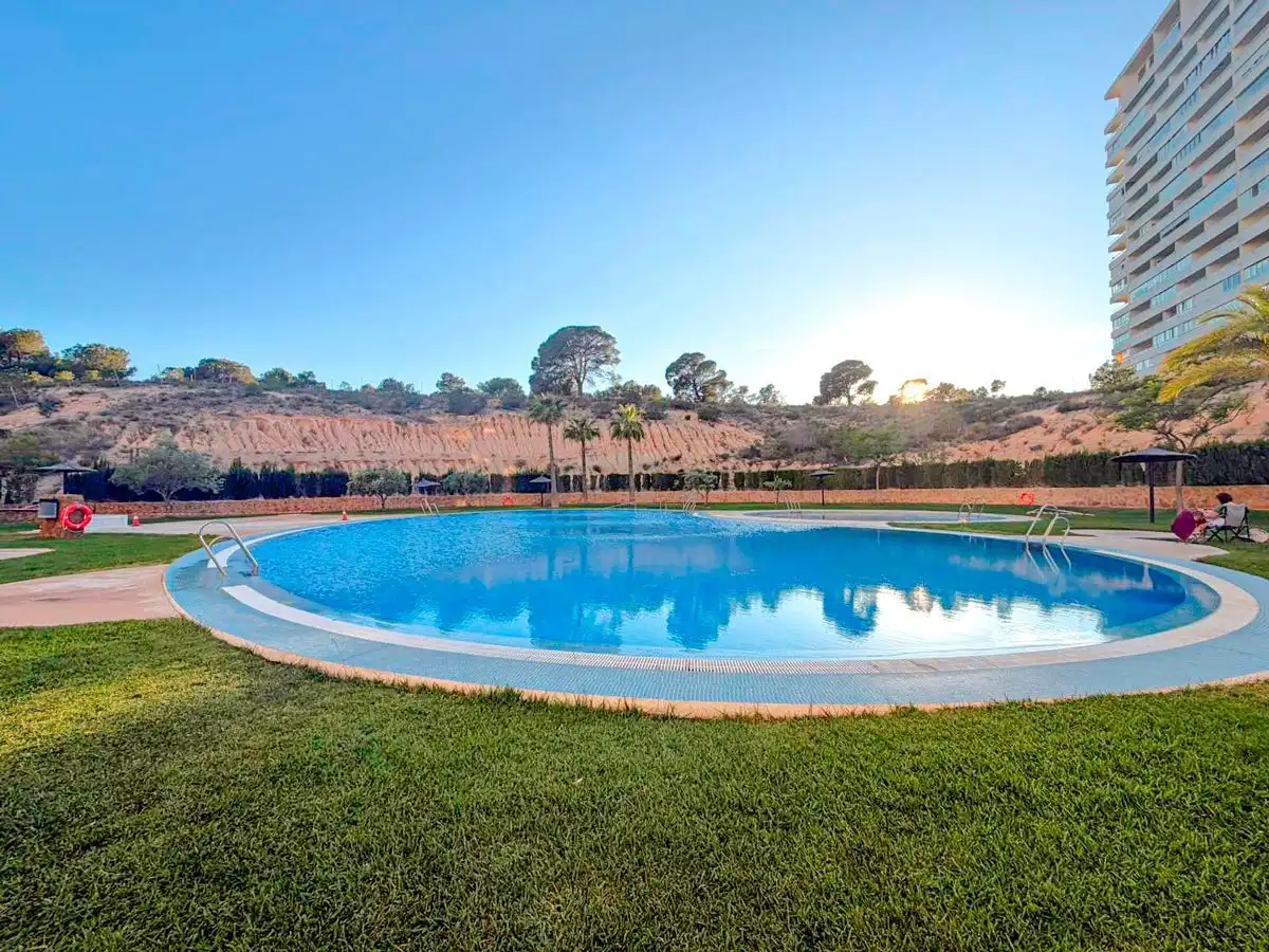 Piso con piscina en venta en Playa de Poniente, imagen 38