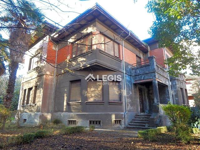 Casa-chalet en Venta en Calle Calle de Vital Aza, 38 en Lena