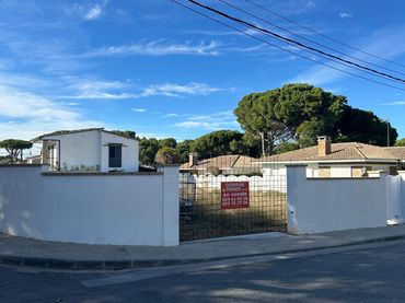 Wohnbaugrundstück zum Verkauf in Carrer Estepa Negra 12