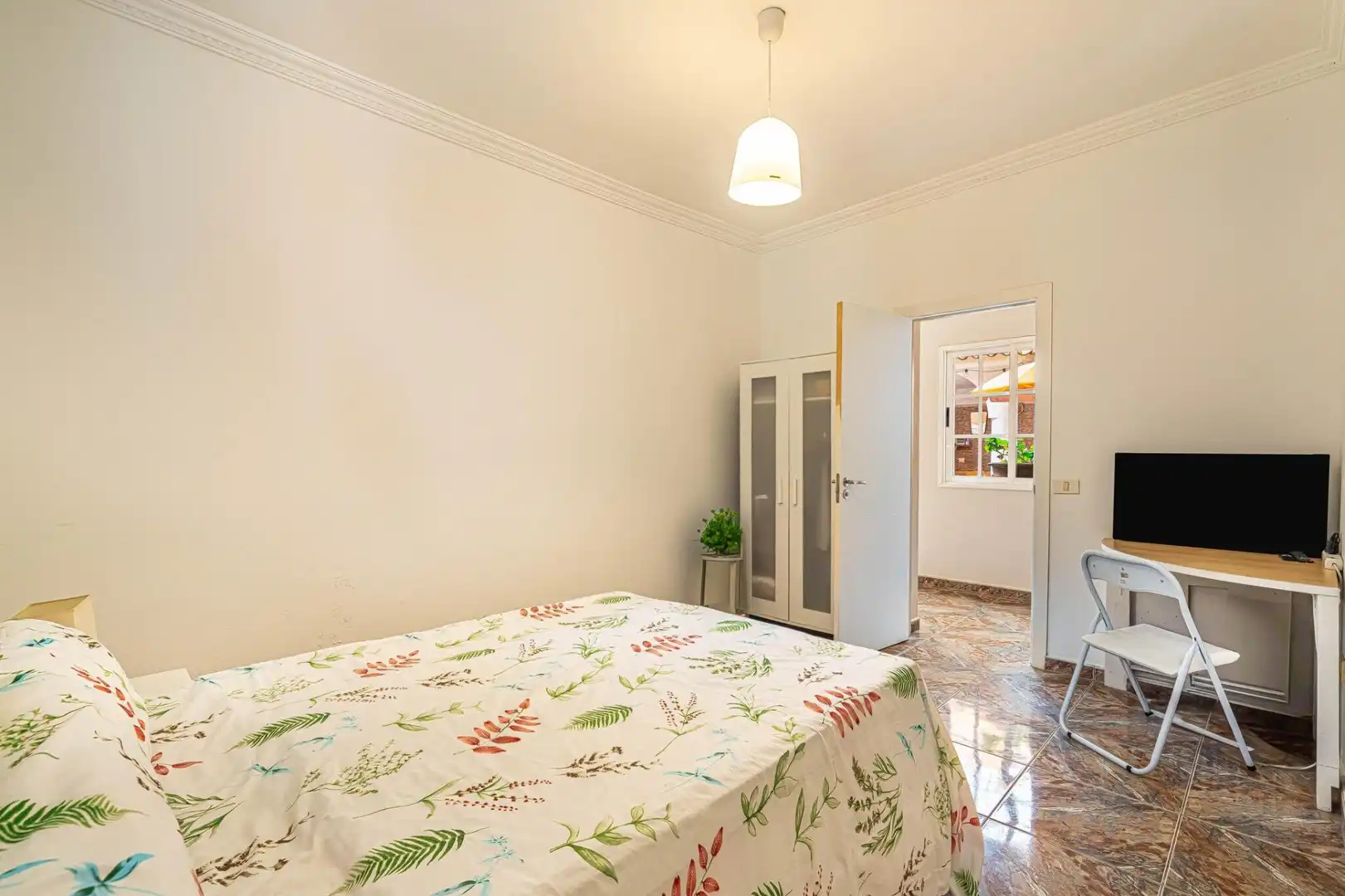 Habitación de Casa o chalet en venta en San Juan de la Rambla con Terraza, Trastero y Amueblado
