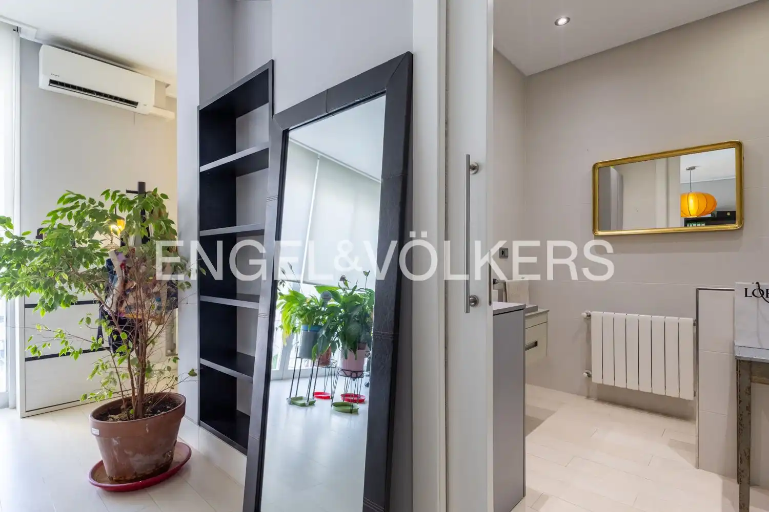 Piso en venta en Valencia con Aire acondicionado, Calefacción y Balcón