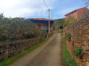 Haus zum Verkauf in Salas