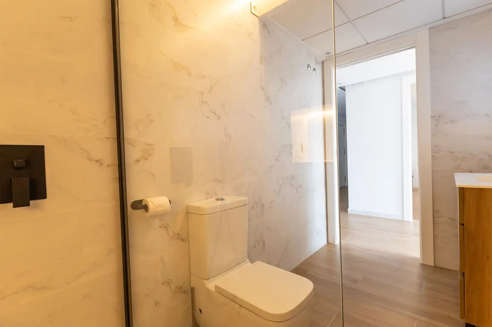 Badezimmer von Wohnung zum Verkauf in Orihuela mit Balkon