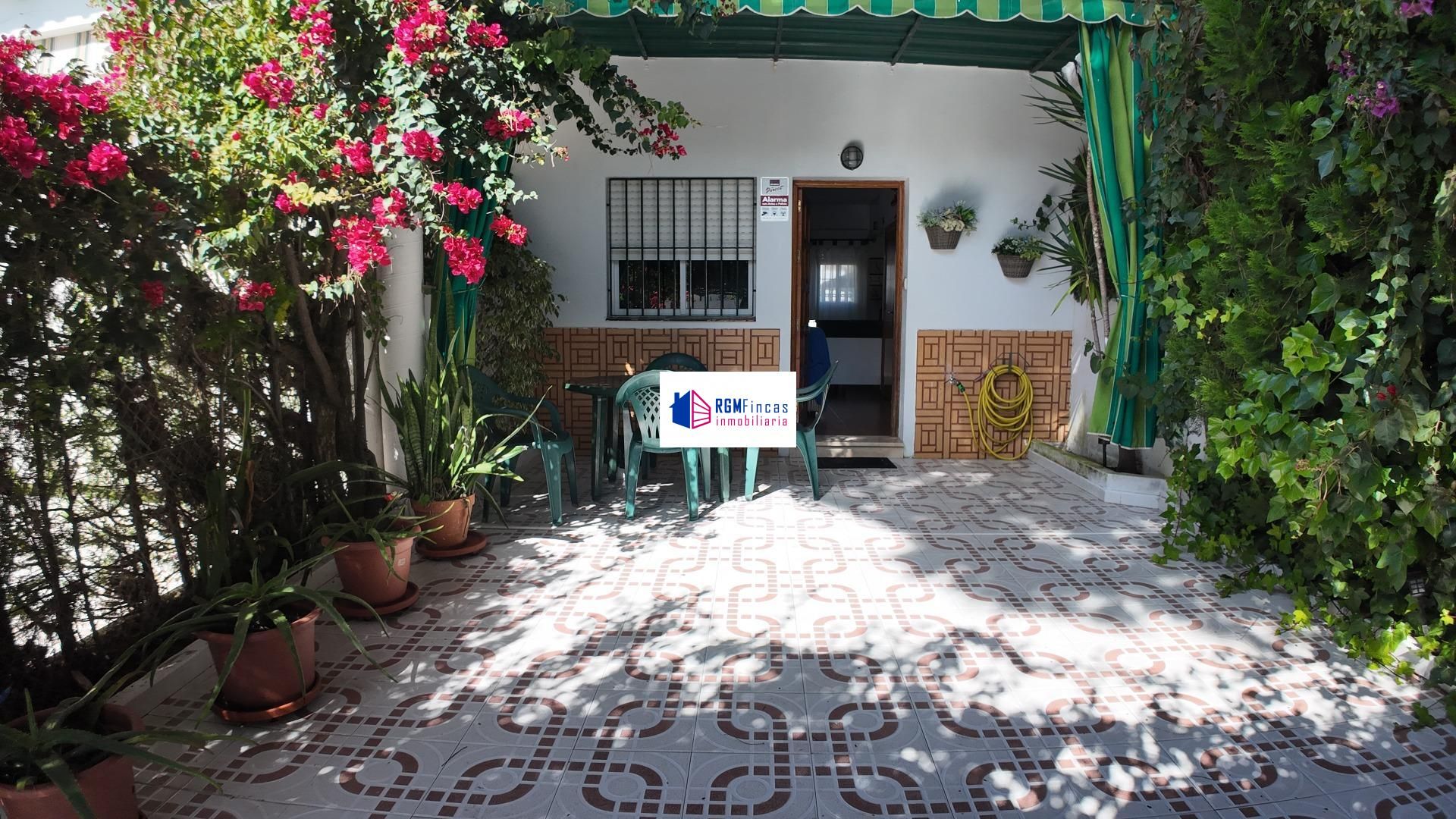 Jardí de Casa adosada en venda en Islantilla amb Jardí privat, Terrassa i Piscina comunitària