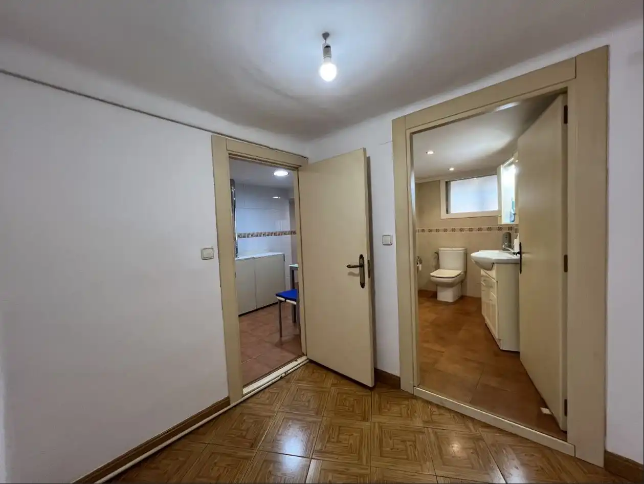 Flat for sale in Jaca