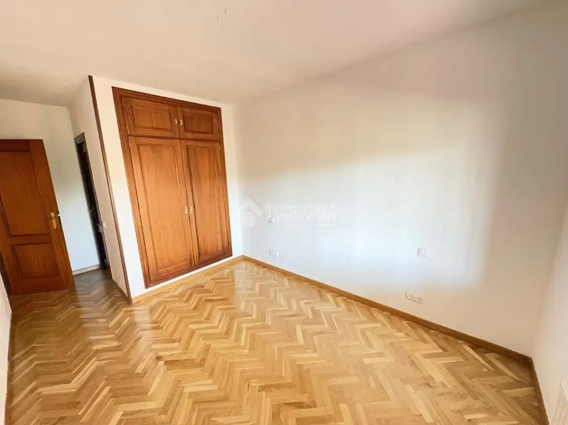 Appartamento con piscina in affitto a Chamartín, imagen 18