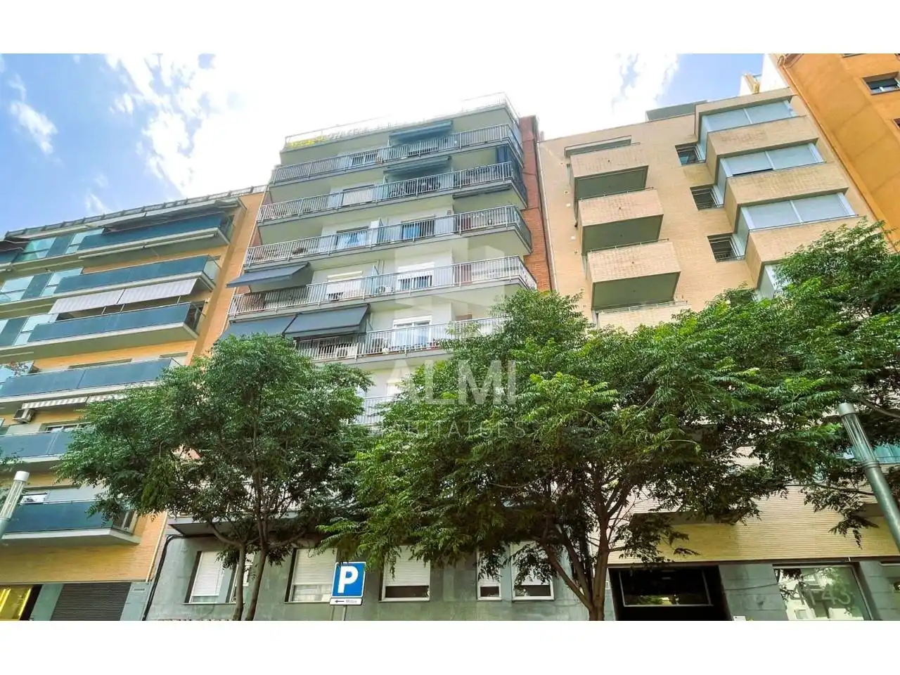 Exterior view of Flat for rent in Barcelona  with Air Conditioner, Heating and Balcony