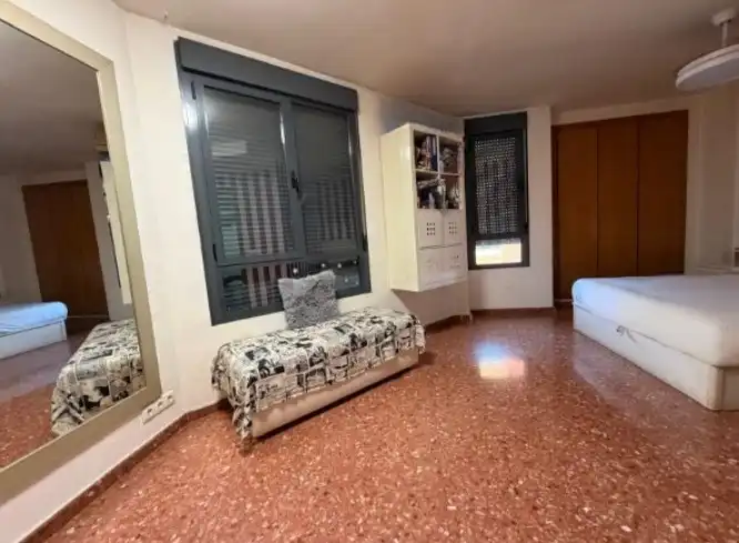 Schlafzimmer von Wohnung zum Verkauf in Benetússer mit Klimaanlage, Abstellraum und Balkon