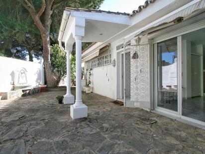 Jardí de Casa o xalet en venda en Marbella amb Jardí privat, Terrassa i Traster