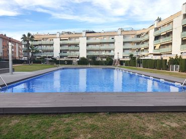 Pis amb ascensor en venda a Les Salines - Pla de Sant Pere