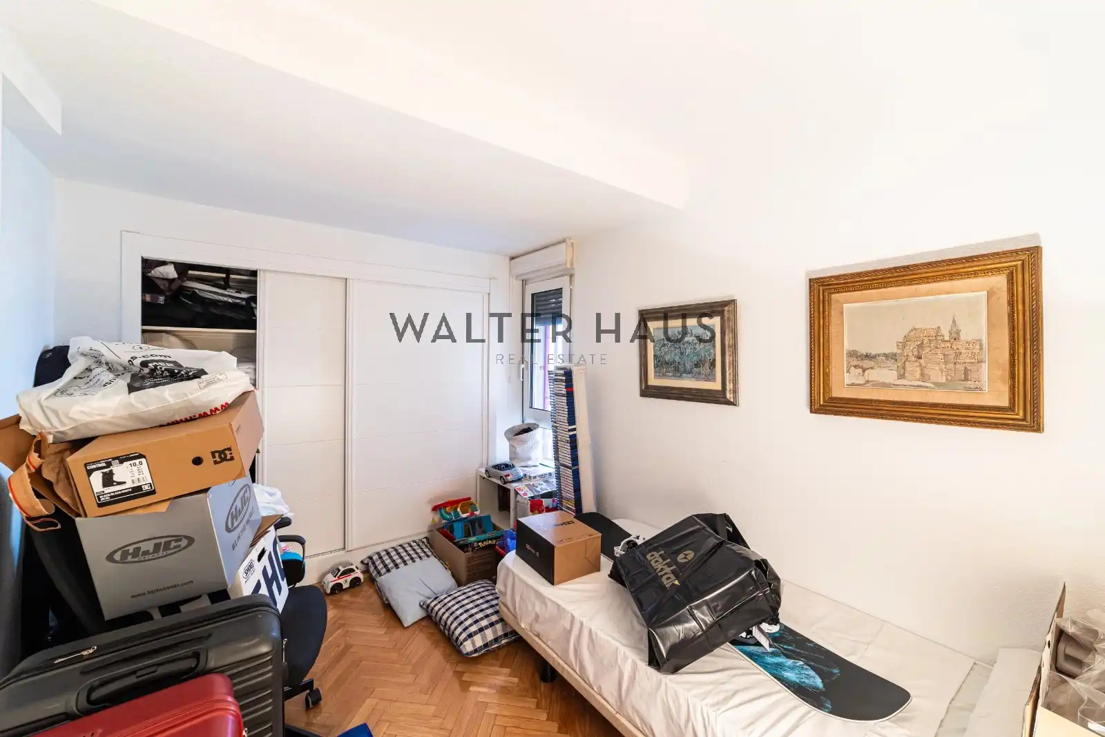 Bedroom of Flat for sale in Madrid  with Air Conditioner, Heating and Terrace