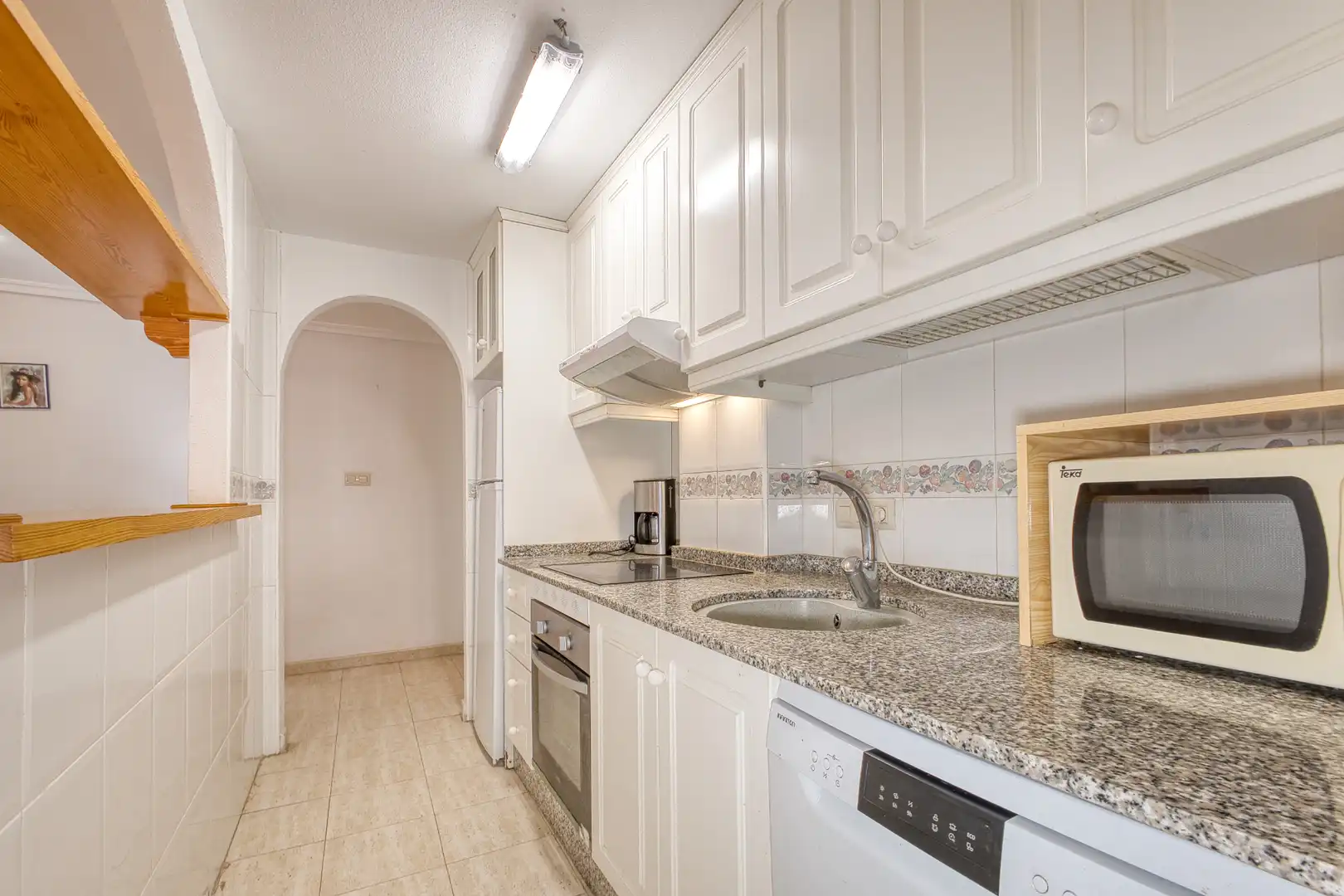 Cocina de Piso en venta en Villajoyosa / La Vila Joiosa con Terraza, Horno y Piscina comunitaria