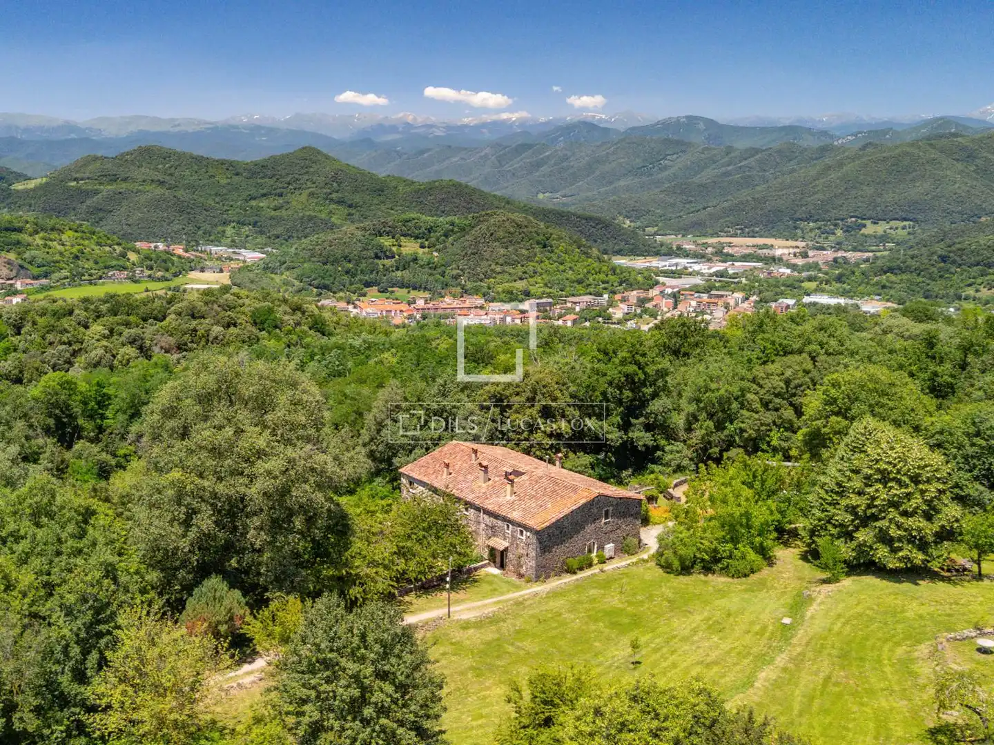 Finca rústica en venda en Vilademuls amb Aire condicionat, Jardí privat i Traster
