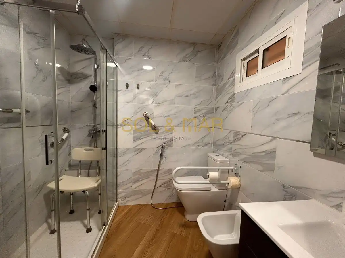 Apartamento con piscina en alquiler en Centro, imagen 13