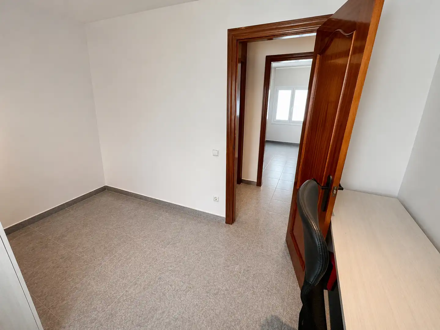 Habitación de Piso en venta en Sant Boi de Llobregat con Aire acondicionado, Terraza y Trastero