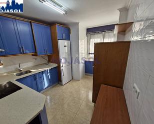 Cuina de Apartament en venda en Santoña amb Calefacció, Parquet i Terrassa