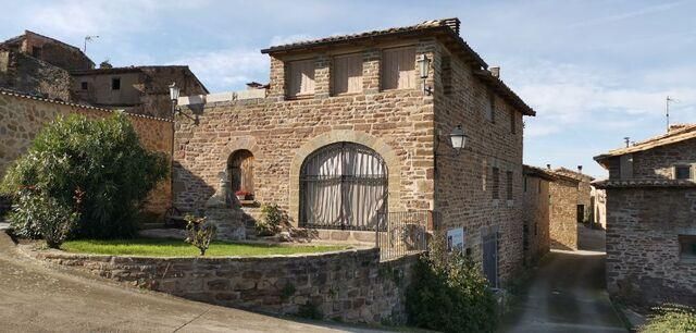 Exterior view of House or chalet to rent in Undués de Lerda  with Parquet flooring, Storage room and Furnished