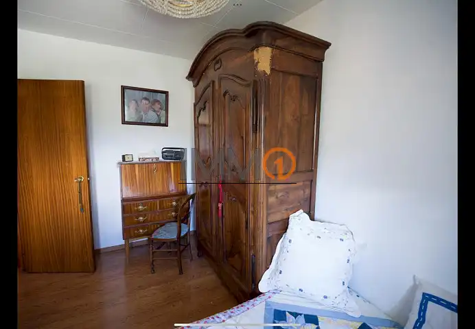 Habitación de Casa adosada en venta en Alàs I Cerc con Calefacción, Jardín privado y Terraza