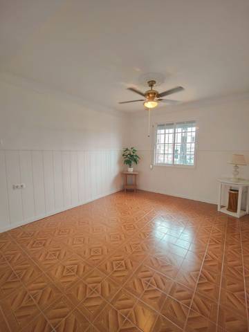 Piso en Venta en Calle VILLA DE BILBAO en La Pastora - La Estación