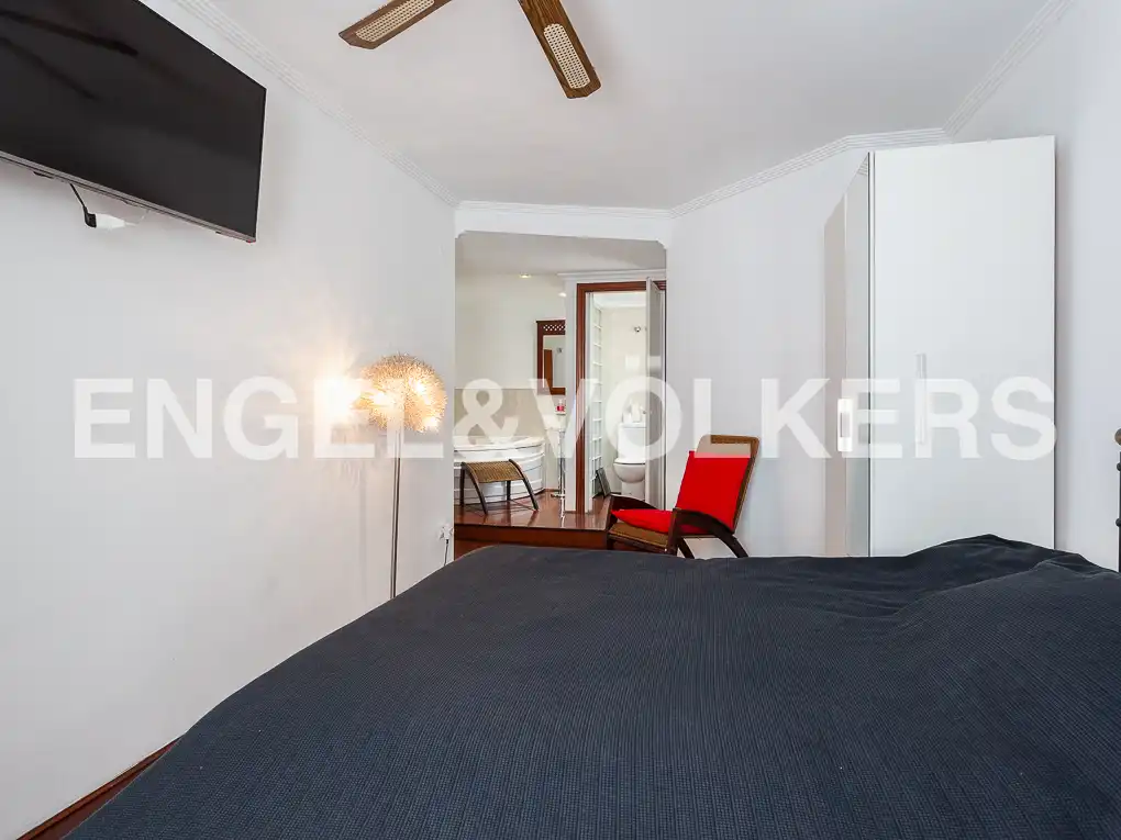Habitación de Ático de alquiler en Valencia con Aire acondicionado, Calefacción y Parquet