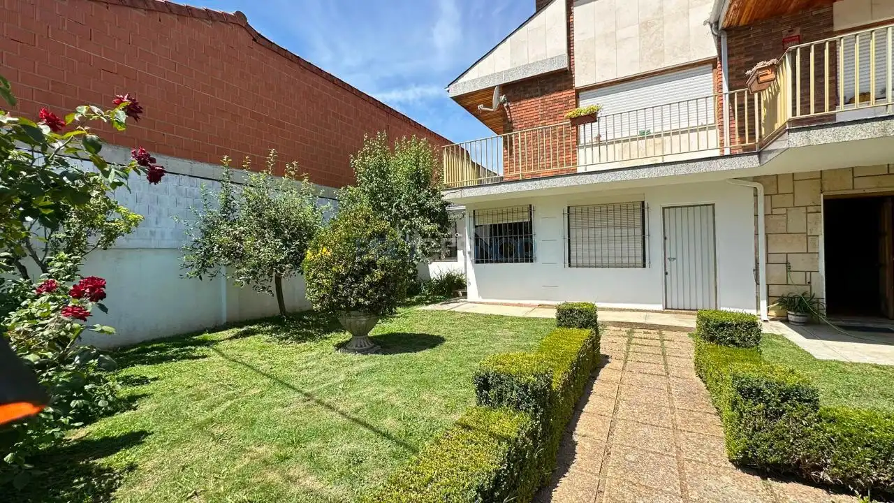 Jardín de Casa o chalet en venta en Carrizo con Calefacción, Jardín privado y Terraza
